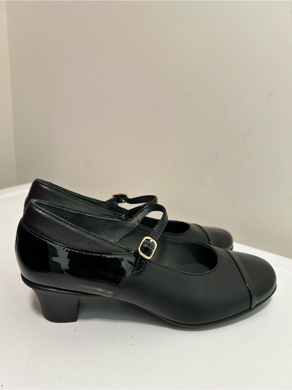 SAS Isabel Leather Patent Mary Jane Block Heel Pumps Black Size 8